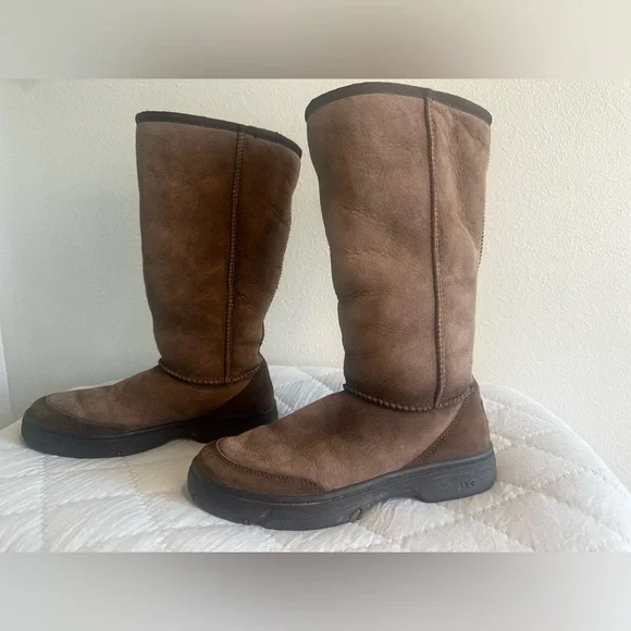 UGG Ultimate Tall Braid Boot (5340) - Shearling Hard Bottom Snow Boot - Size 6 - Picture 5 of 7